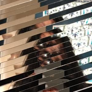 Meet your Posher, Pamela